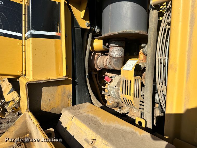 image for item OF9163 2005 Caterpillar 953C  track loader