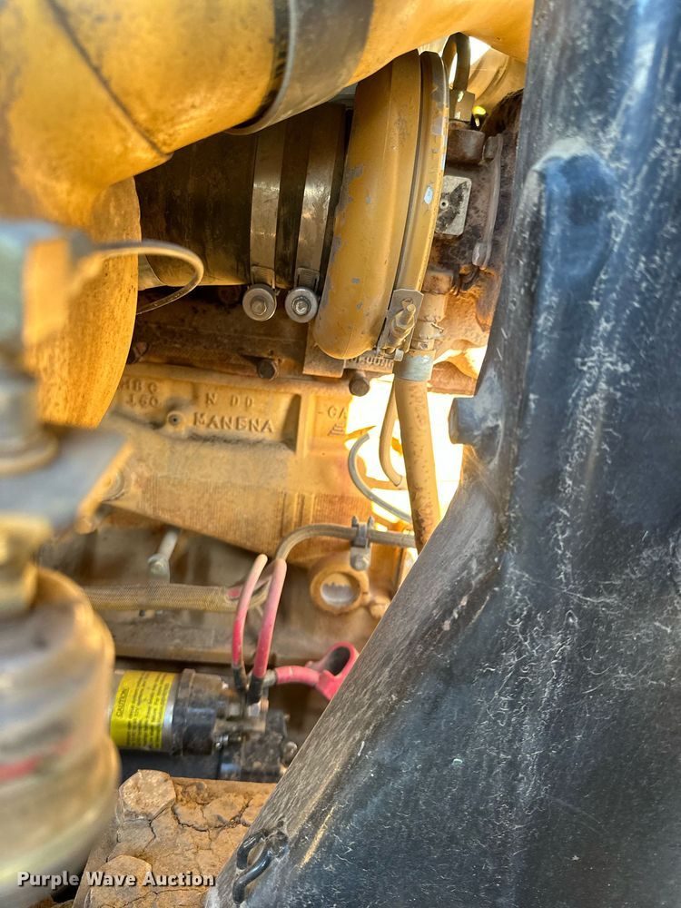 image for item OF9163 2005 Caterpillar 953C  track loader