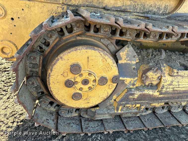 image for item OF9163 2005 Caterpillar 953C  track loader