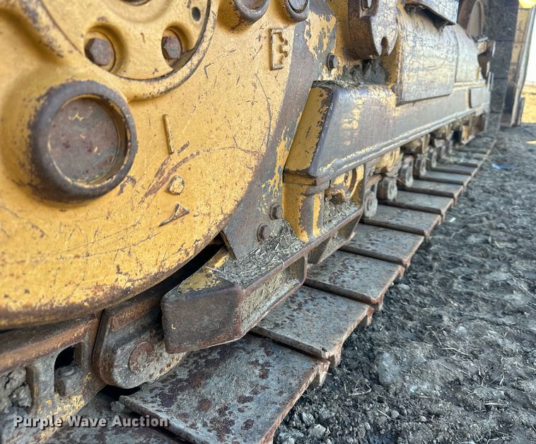 image for item OF9163 2005 Caterpillar 953C  track loader