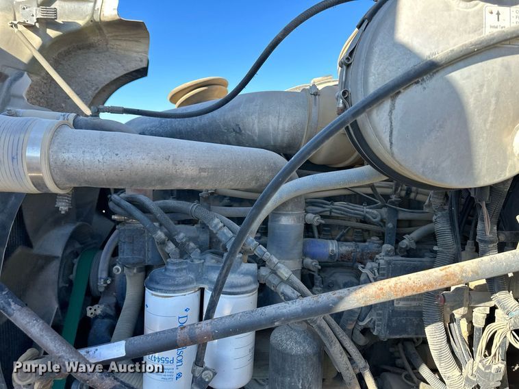 image for item OF9170 2003 Mack CV713  dump truck