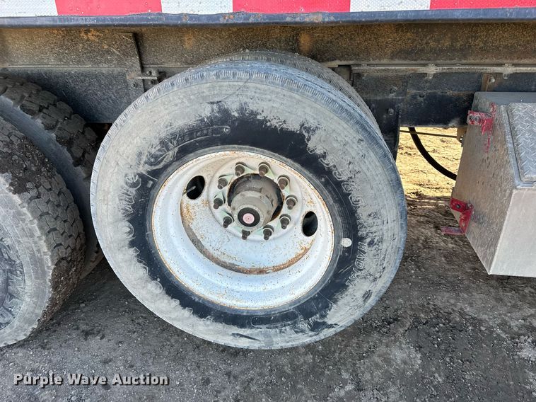 image for item OF9170 2003 Mack CV713  dump truck