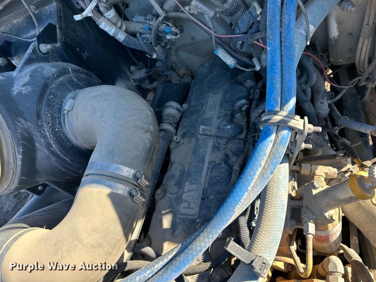 image for item OF9172 2007 Kenworth T300  flatbed truck