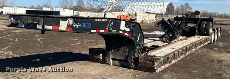 image for item OF9177 2014 Etnyre Blackhawk  lowboy equipment trailer