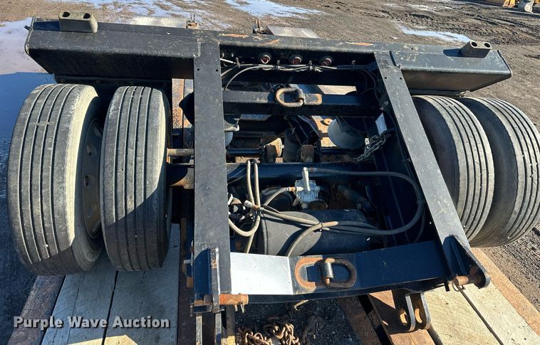 image for item OF9177 2014 Etnyre Blackhawk  lowboy equipment trailer