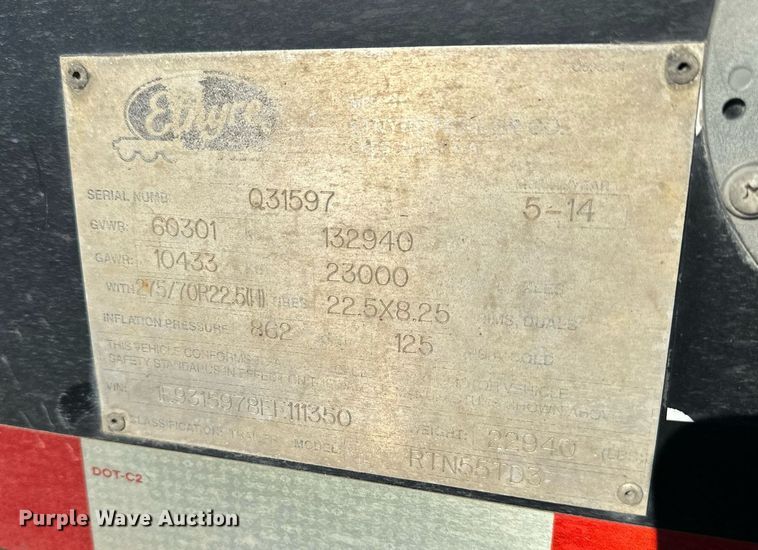 image for item OF9177 2014 Etnyre Blackhawk  lowboy equipment trailer