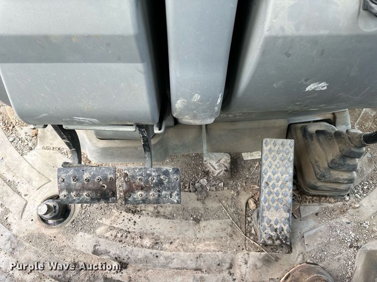 image for item OF9180 2006 Caterpillar 420E  backhoe