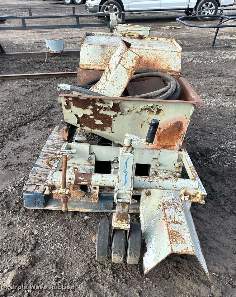 image for item OF9182 Miller Curbilder 750ST  curb machine