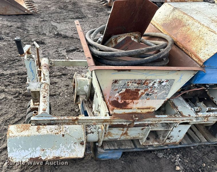 image for item OF9182 Miller Curbilder 750ST  curb machine