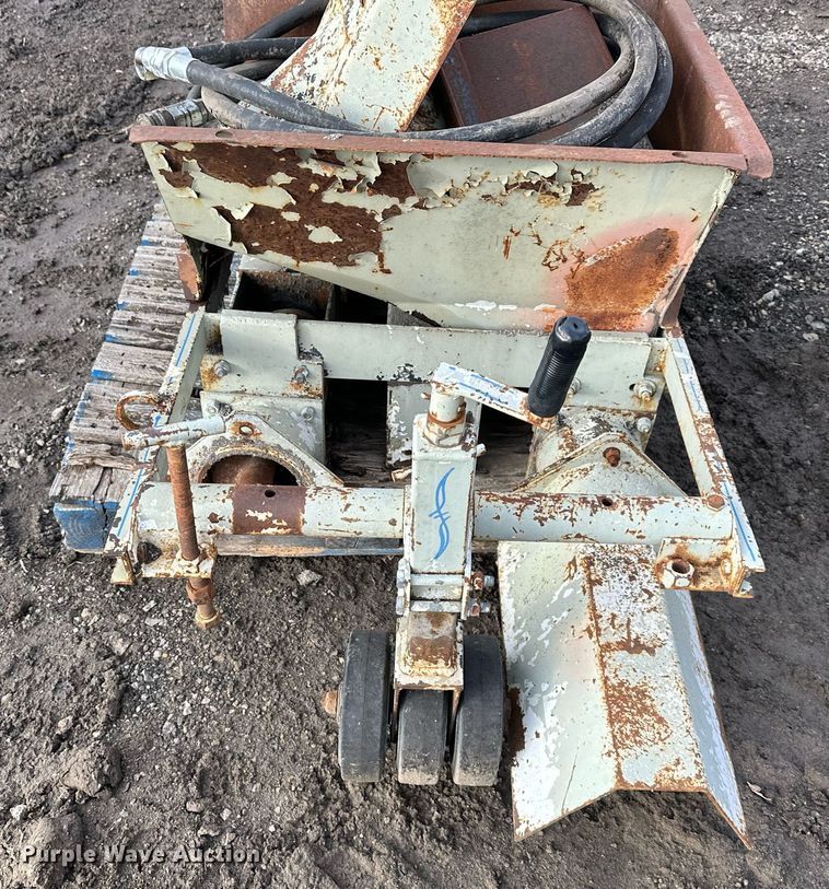 image for item OF9182 Miller Curbilder 750ST  curb machine