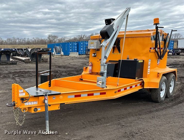 image for item OF9183 2020 KM International KM8000TEDD  asphalt hotbox