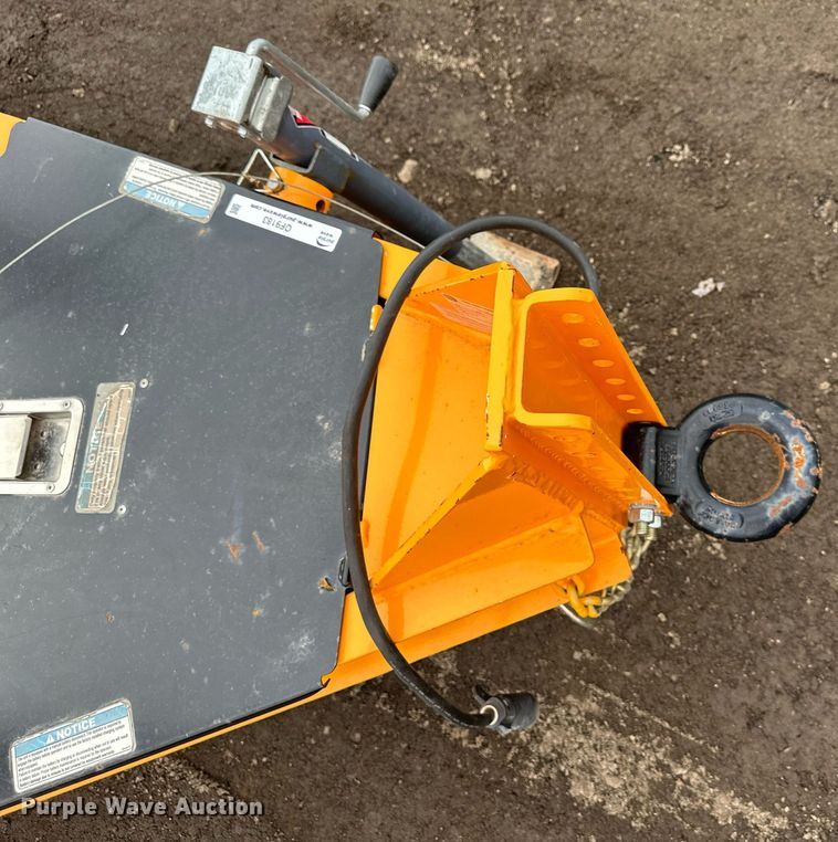 image for item OF9183 2020 KM International KM8000TEDD  asphalt hotbox