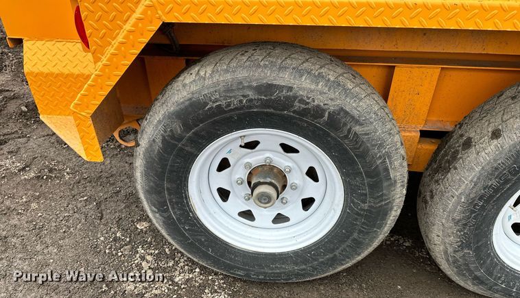 image for item OF9183 2020 KM International KM8000TEDD  asphalt hotbox