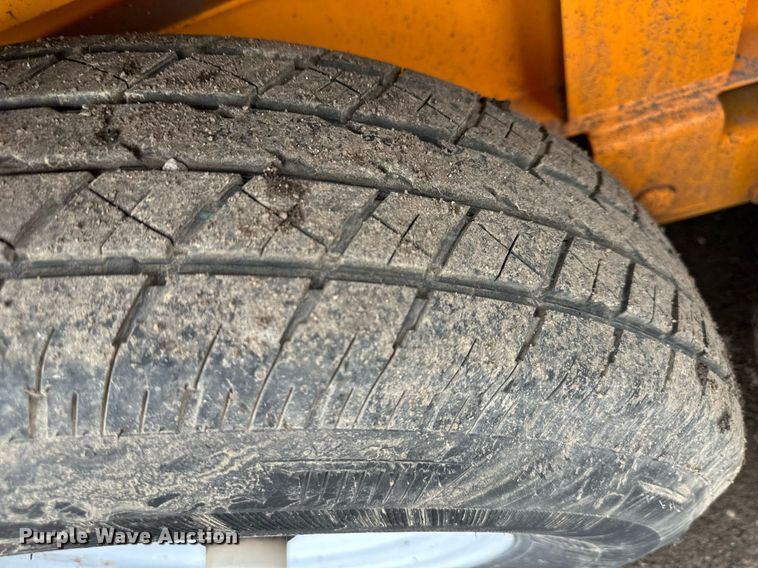 image for item OF9183 2020 KM International KM8000TEDD  asphalt hotbox