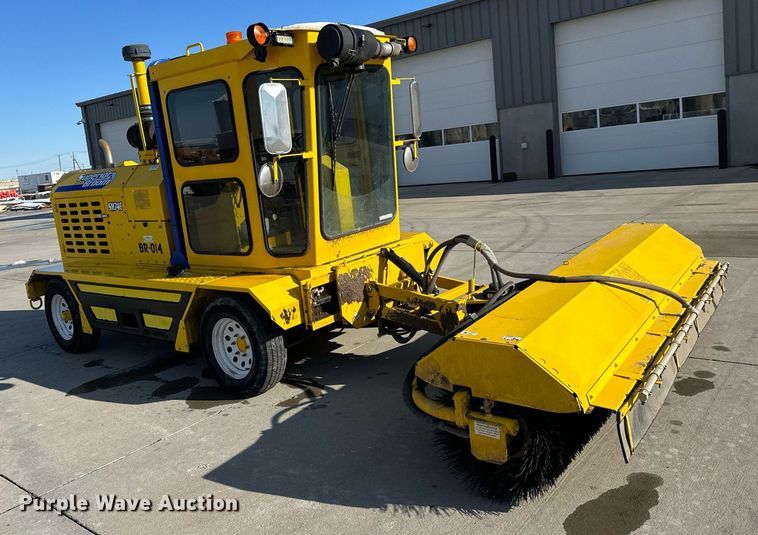 image for item OF9621 Superior Broom SM74C  broom