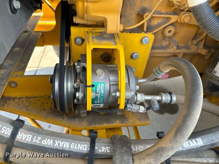 image for item OF9621 Superior Broom SM74C  broom