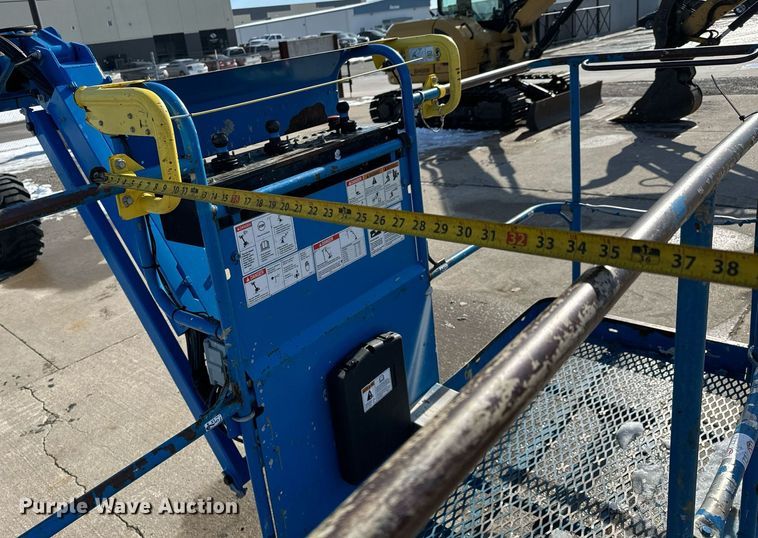 image for item OF9622 2018 Genie Z-62/40  boom lift