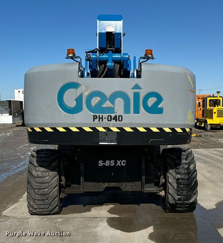 image for item OF9637 2018 Genie S-85 XC  boom lift