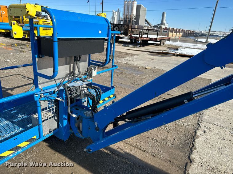 image for item OF9637 2018 Genie S-85 XC  boom lift