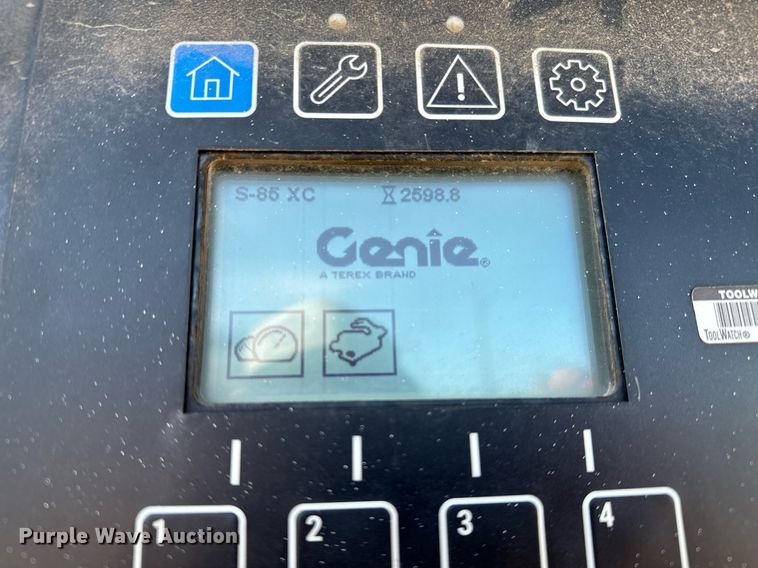 image for item OF9637 2018 Genie S-85 XC  boom lift