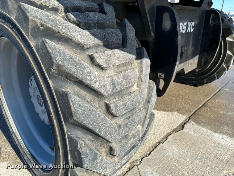 image for item OF9637 2018 Genie S-85 XC  boom lift