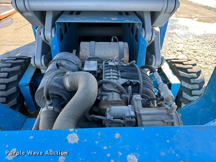 image for item OF9638 2007 Genie GS-4390  scissor lift