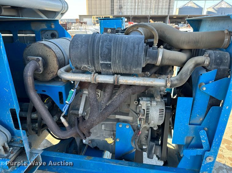 image for item OF9638 2007 Genie GS-4390  scissor lift