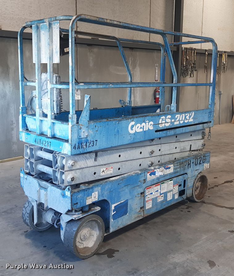 image for item OF9639 Genie GS-2032  scissor lift