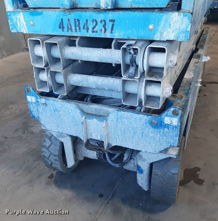 image for item OF9639 Genie GS-2032  scissor lift
