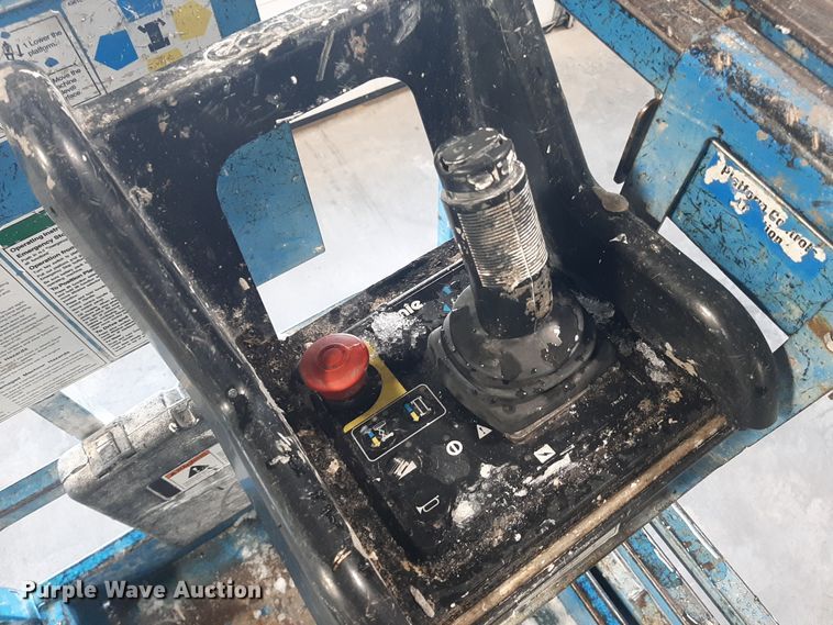 image for item OF9639 Genie GS-2032  scissor lift