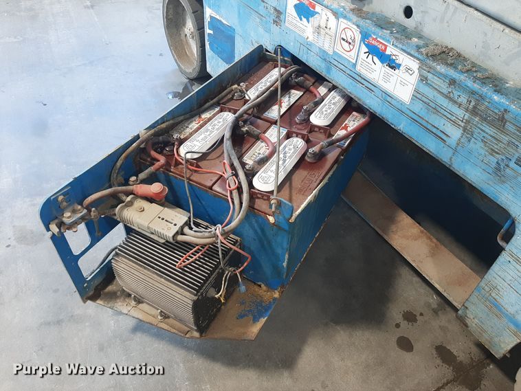 image for item OF9639 Genie GS-2032  scissor lift