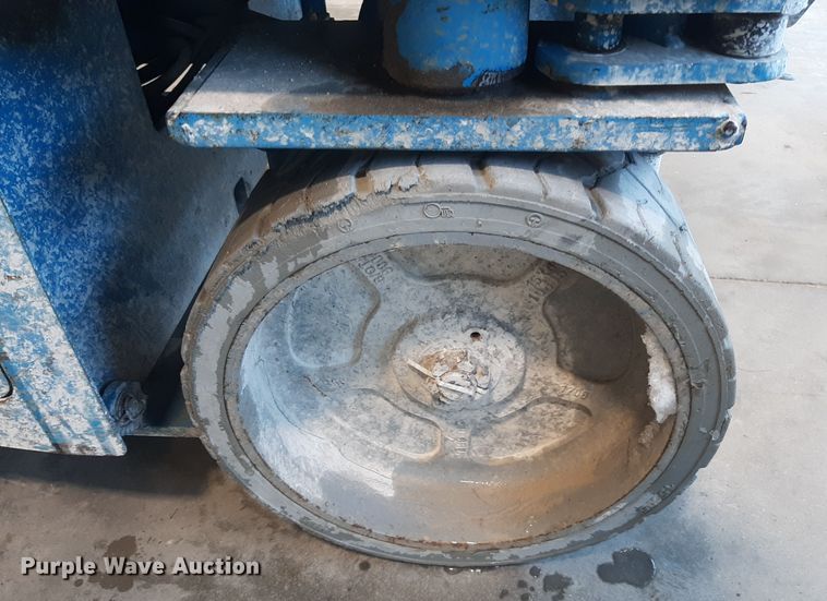 image for item OF9639 Genie GS-2032  scissor lift