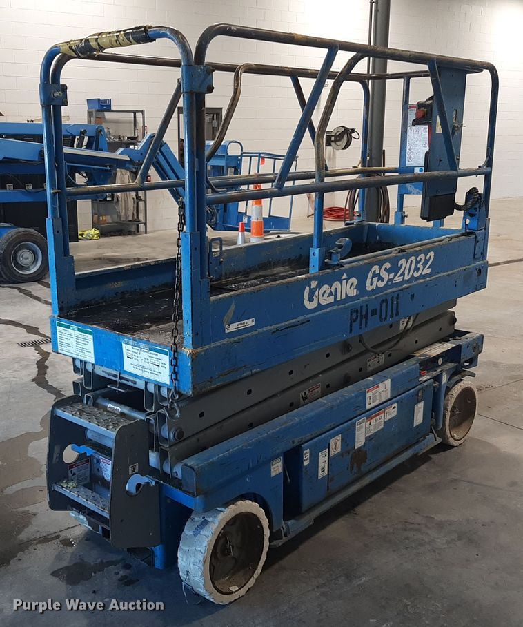 image for item OF9640 Genie GS-2032  scissor lift