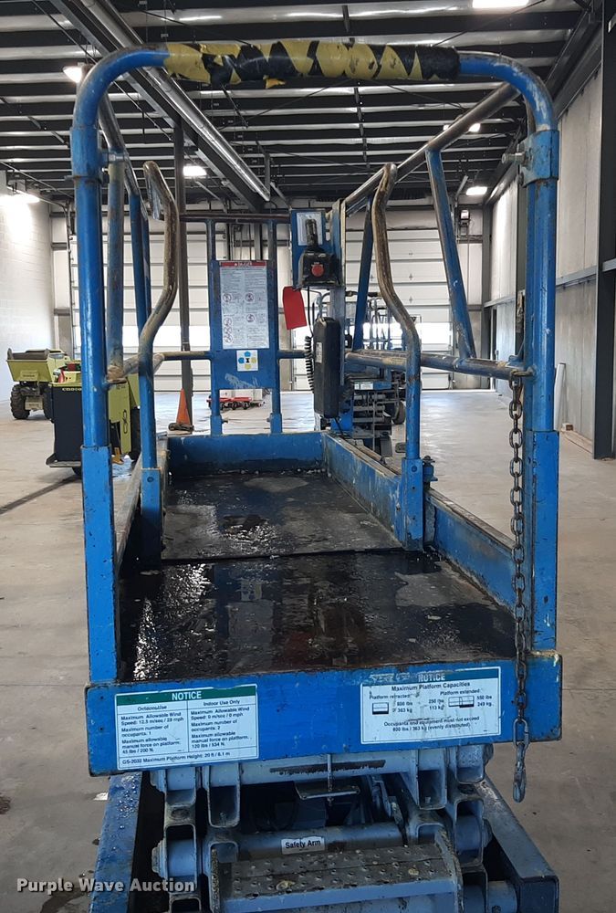 image for item OF9640 Genie GS-2032  scissor lift