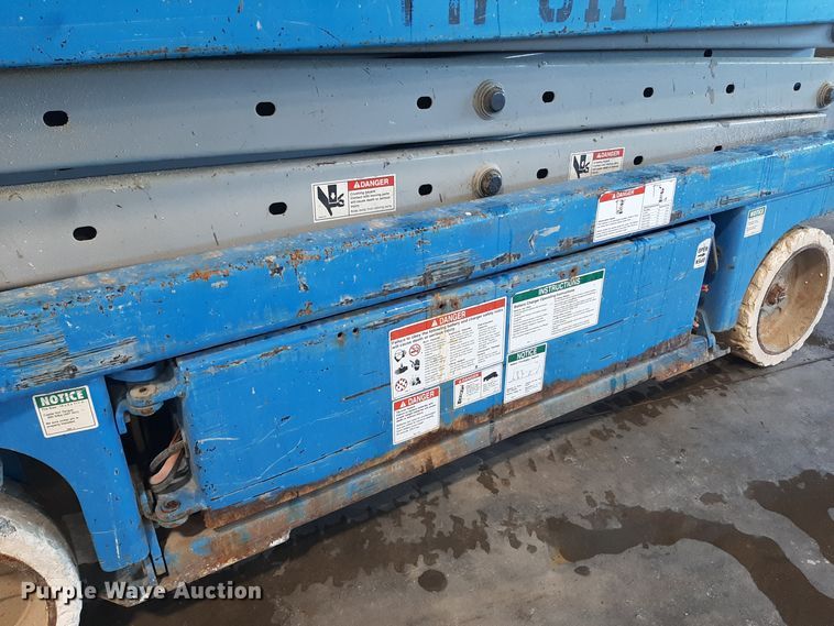 image for item OF9640 Genie GS-2032  scissor lift