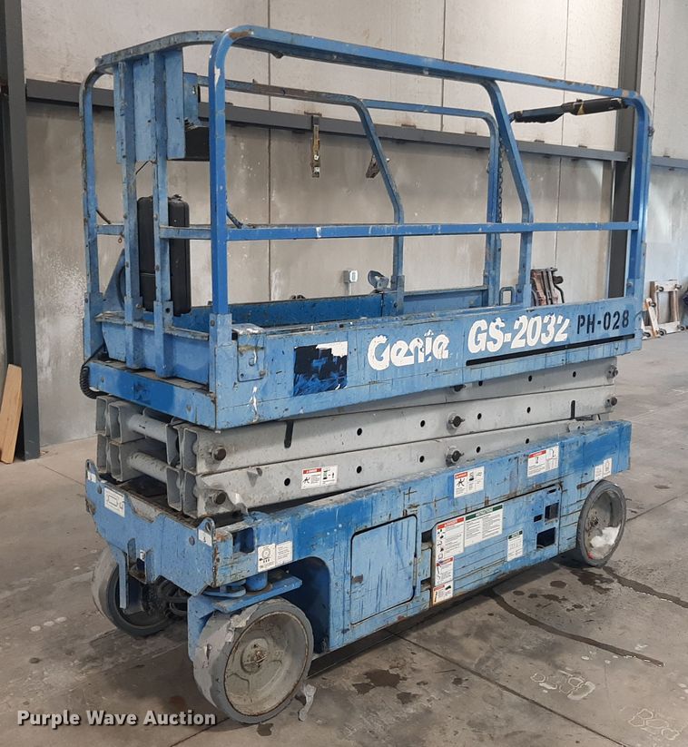 image for item OF9641 Genie GS-2032  scissor lift