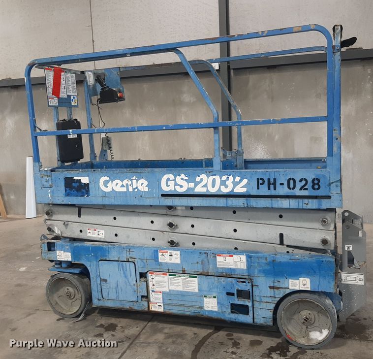 image for item OF9641 Genie GS-2032  scissor lift