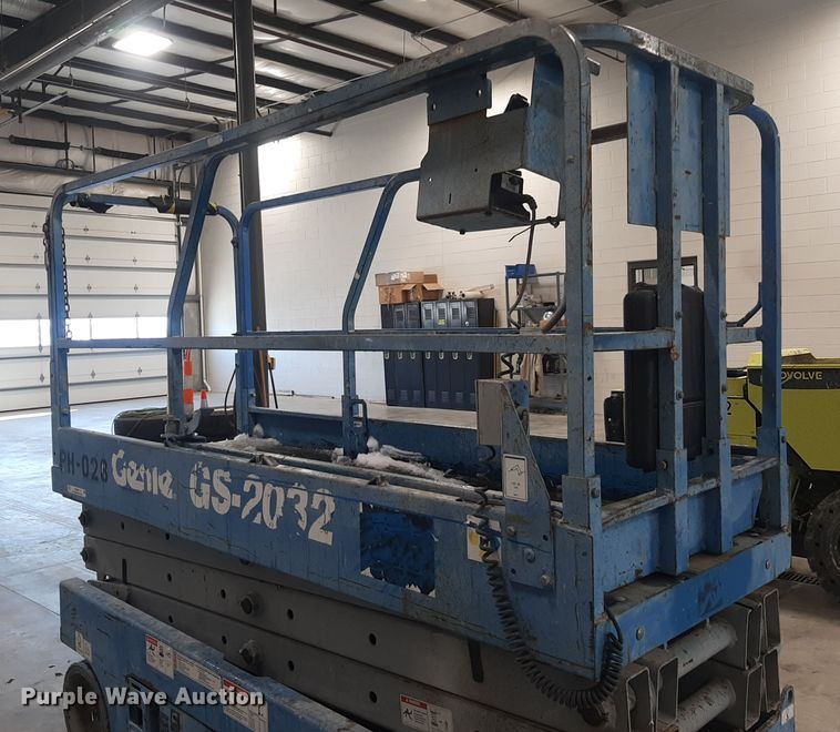 image for item OF9641 Genie GS-2032  scissor lift