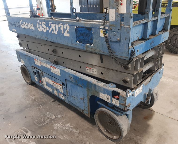 image for item OF9641 Genie GS-2032  scissor lift