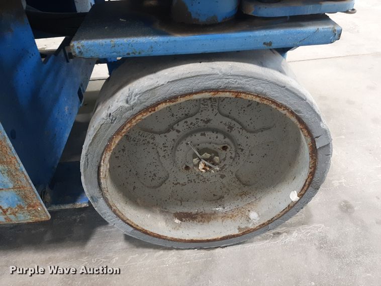 image for item OF9641 Genie GS-2032  scissor lift