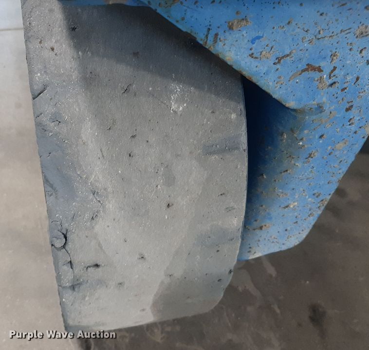 image for item OF9641 Genie GS-2032  scissor lift