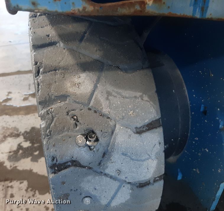 image for item OF9641 Genie GS-2032  scissor lift