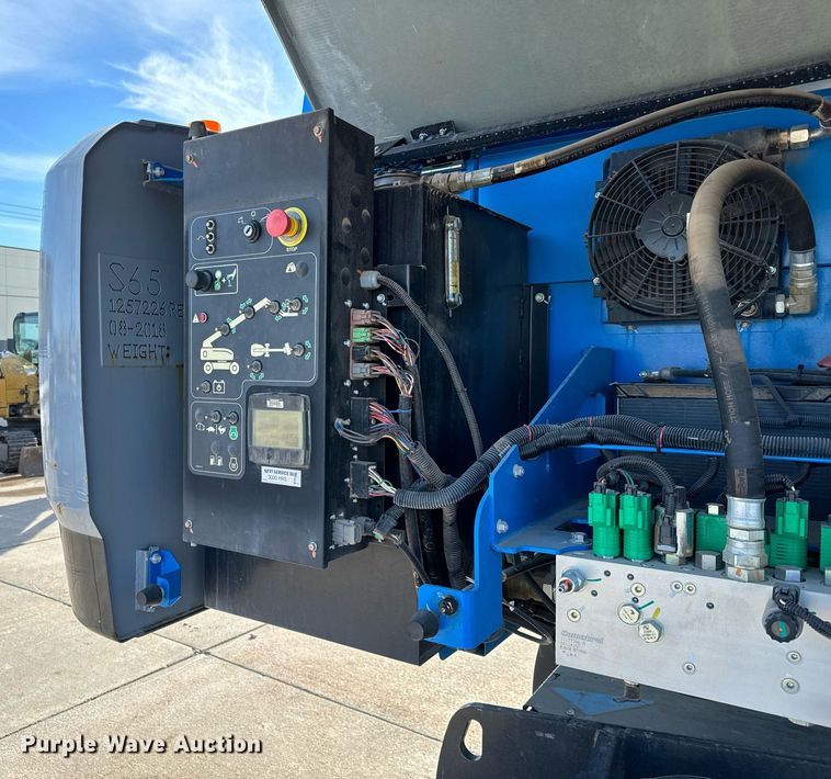 image for item OF9642 2018 Genie S-65  boom lift