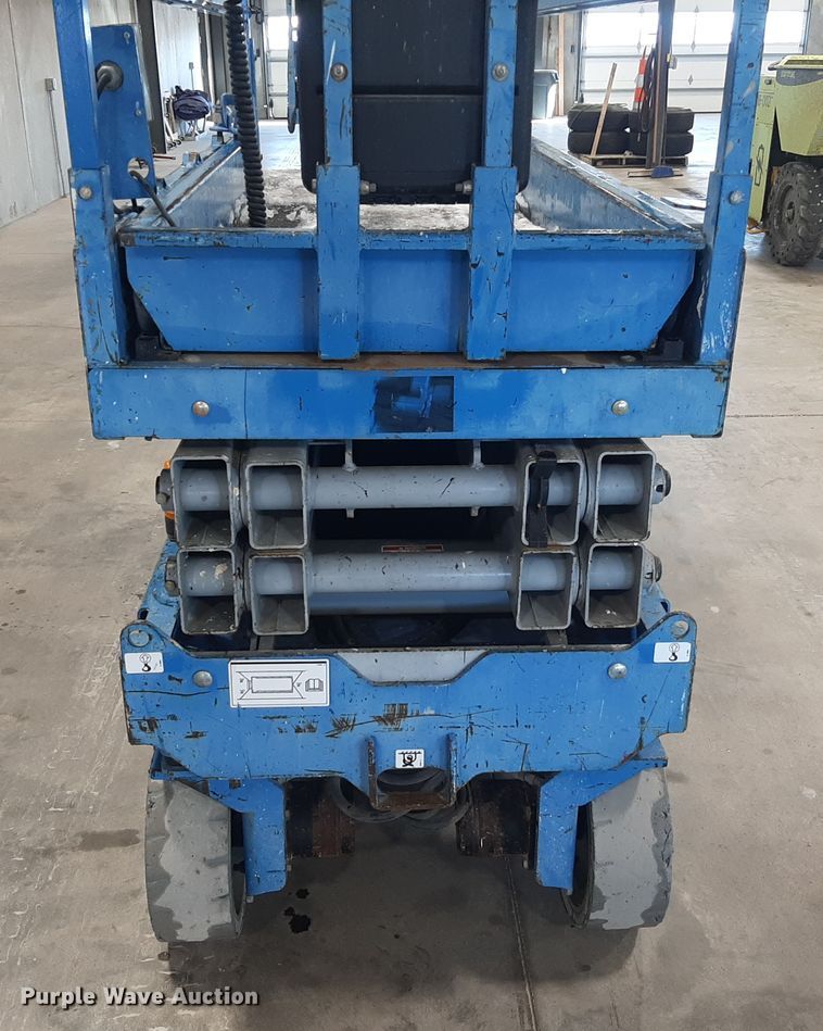 image for item OF9645 Genie GS-2032  scissor lift