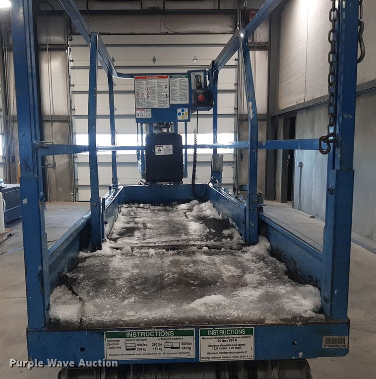 image for item OF9645 Genie GS-2032  scissor lift