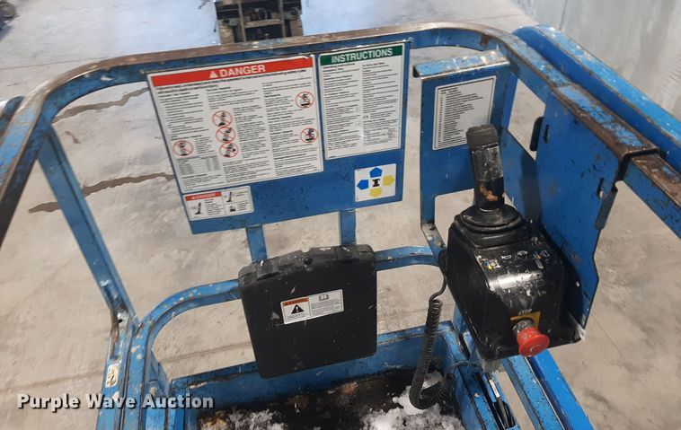 image for item OF9645 Genie GS-2032  scissor lift