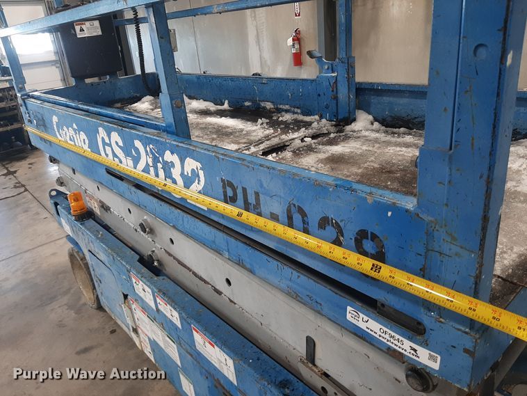 image for item OF9645 Genie GS-2032  scissor lift
