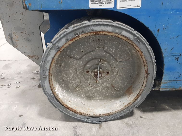 image for item OF9645 Genie GS-2032  scissor lift