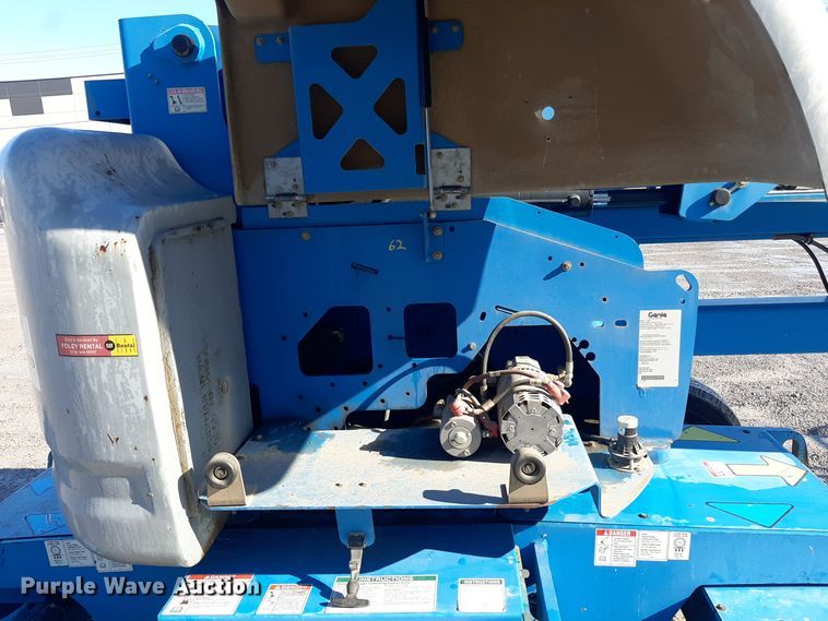 image for item OF9646 2008 Genie Z-45/25  boom lift