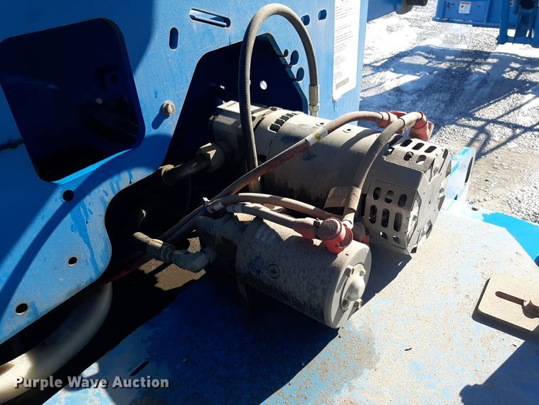 image for item OF9646 2008 Genie Z-45/25  boom lift